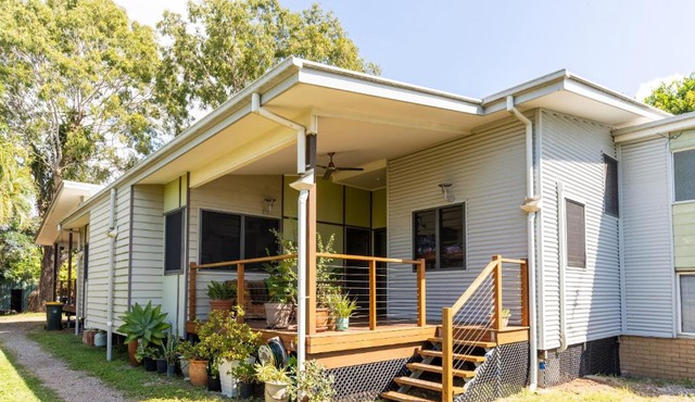 Two Bedroom Home near Nudgee Beach