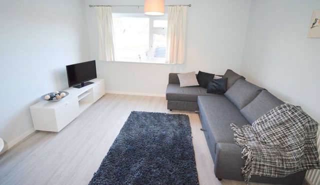 Two Bedroom House Inbetween Bristol & Bath, Slps 4