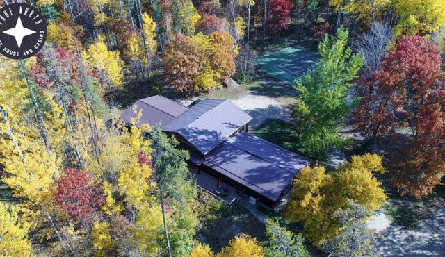 Two-Bedroom House on 5-Acres with Outdoor Hot Tub, Sauna, and Tennis Court (plus extra cabin)