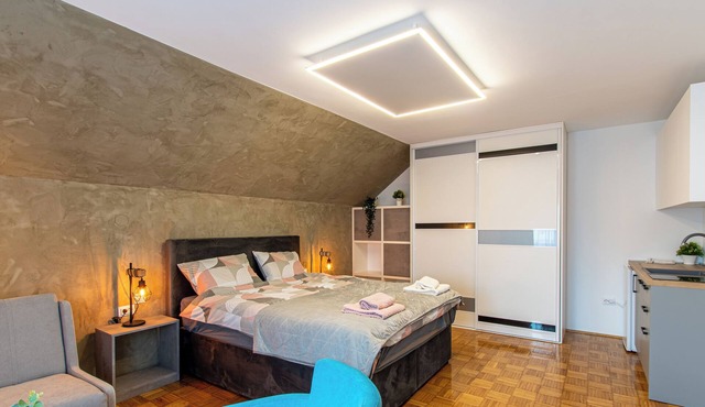 Two bedroom modern apartment near the airport