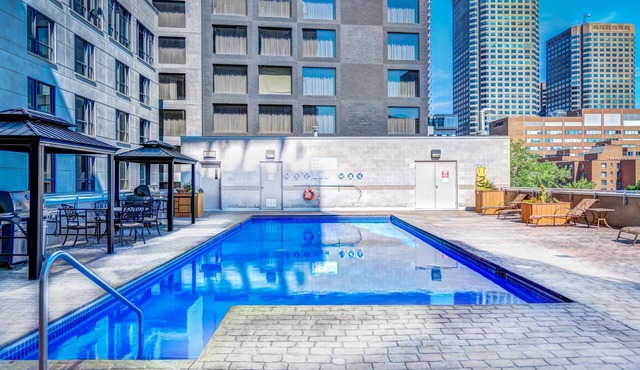 Two bedroom -Modern Furnished Apartment - Financial District & Old Port Montreal