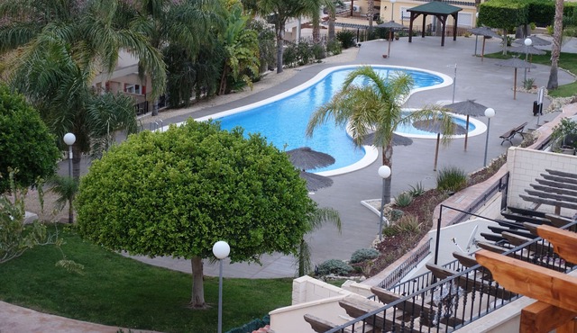 Two Bedroom Penthouse Apartment, aircon, wi fi and communal swimming pool.