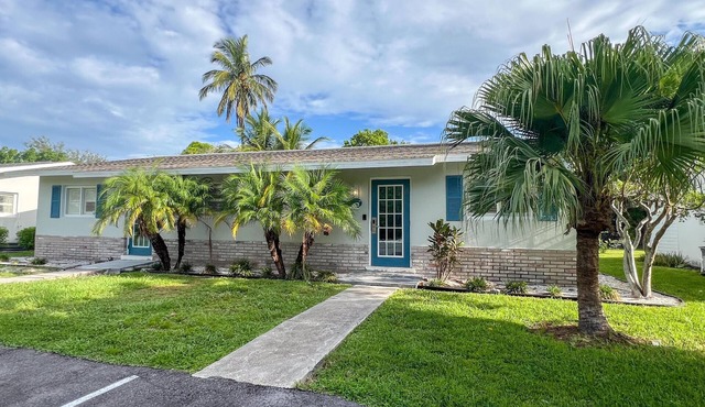 Two Bedroom Queen Villa