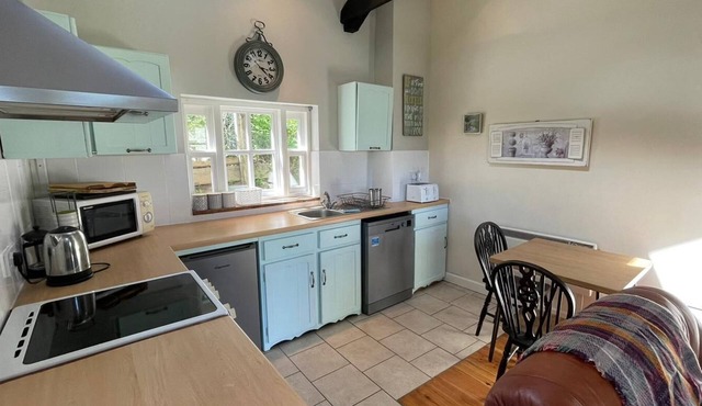 Two bedroom stone cottage in rural West Wales