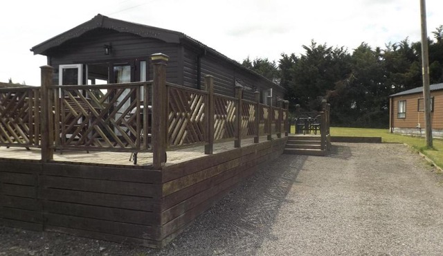 Two bedroom timber lodge Avonvale Holiday Lodges
