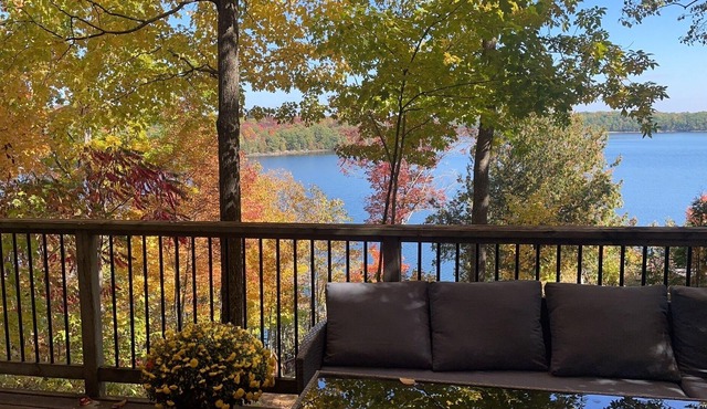 Two bedrooms and a loft with a bunkie on side lakefront cottage on Bobs Lake