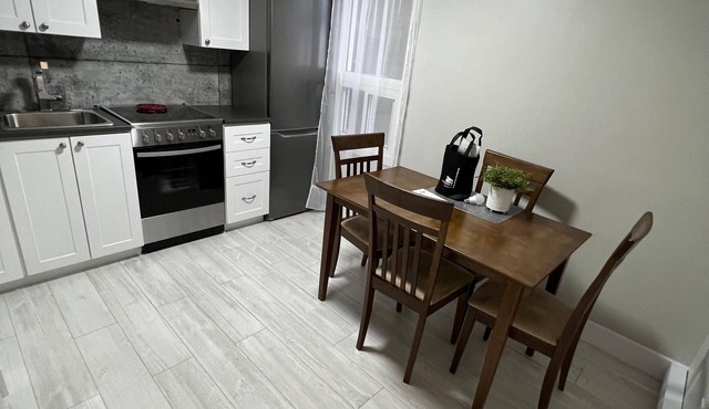 Two bedrooms flat near Plage Kiwanis (Le Centre-Ville)