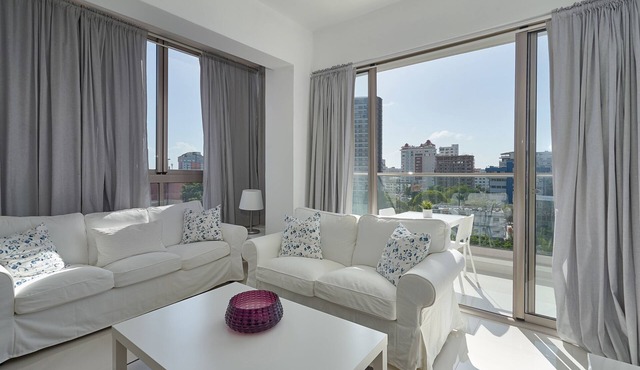 Two Brand New Harmony Apts w/Pool & Gym - Same Building 7