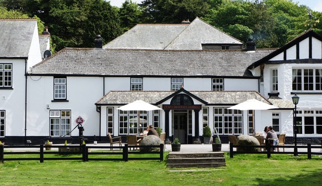 Two Bridges Hotel