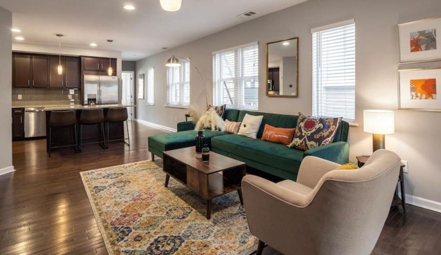 Two Comfy Condos Near City Center OTR UC Zoo