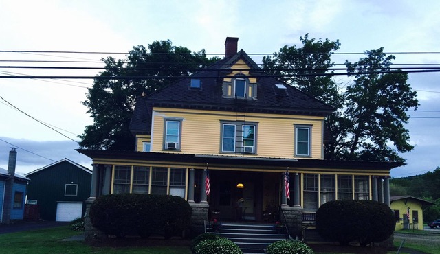 Two couples, OK DREAMS PARK CLOSE, Full kitchens 4Queens, huge space! 2/1