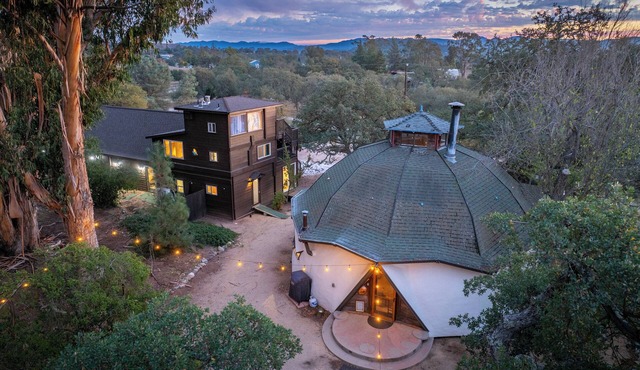 Two Eclectic Houses-6 Acre Ranch-Wine Country