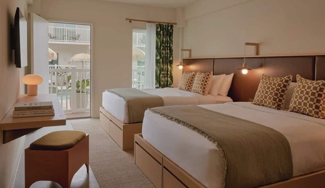 Two Elegant Double Queen Suite Near Beach – Sand & Sea Luxury Stay