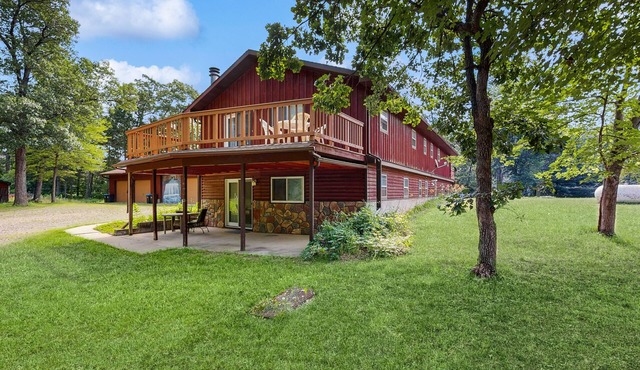 Two-family retreat with 2 kitchens, wooded charm near lakes, trails & adventure