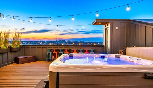 Two Homes Hot Tub Rooftop Deck in Nashville
