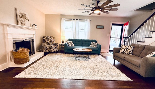 Two Homes Next Door - Lots of Entertainment