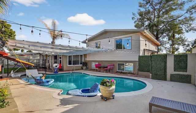 Two Homes w/Pool, 8BR Mesa Retreat, Sleeps 24