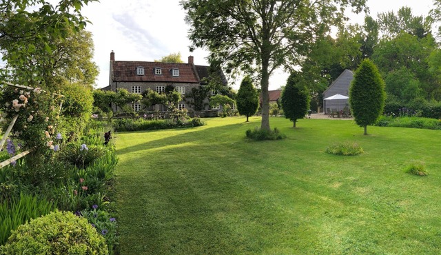 Two luxurious cottages to rent ideal for group of friends or family