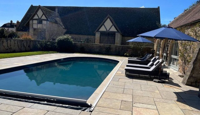 Two Luxury Cottages with Pool