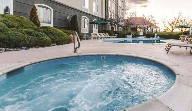Two Non-smoking Rooms w/2 Double Beds at La Quinta Inn by Wyndham Grand Junction