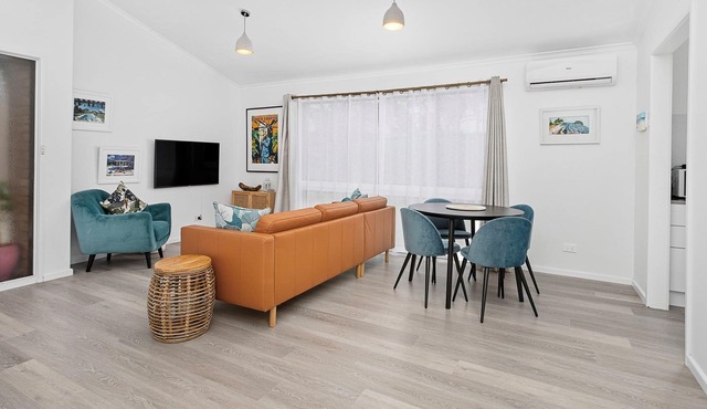 Two Pines Beach Cottage