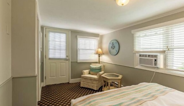 Two queen beds and one double bed