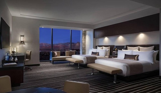 Two Queen Room at a 5⭐️ Hotel