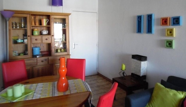 Two-room apartment on the Port Marines du Soleil