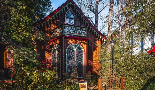 Two Room Inn · Historic Victorian on Broad Street, Downtown Nevada City