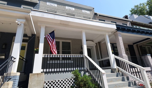 Two Separate DC Houses | Sleep 21 Guests