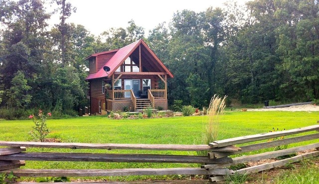 Two-Story Log Cabin Rental with a Hot Tub near Upper Meramec River, Missouri