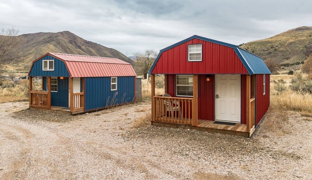 Two Tiny Homes, Close to Hiking & Hunting!