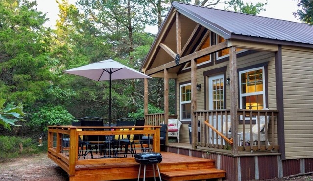 TX HICKORY HIDEOUT CABIN: Spiritual Retrt, Country Resort for Rest & Restoration
