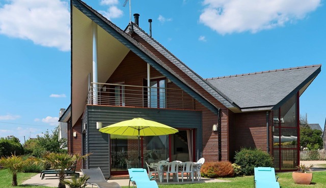 Ty Annik by Interhome