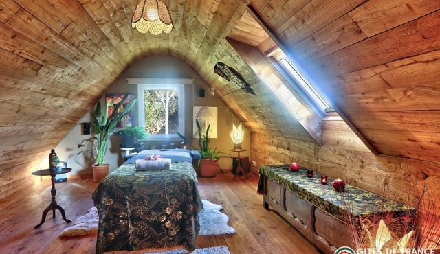 Ty ar dreuz, domain of Lesleac'h