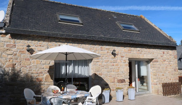 Ty Kerzo by Interhome