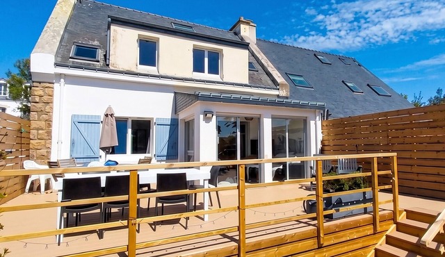Ty Lisa - 3 * village house, bright veranda opening onto large garden