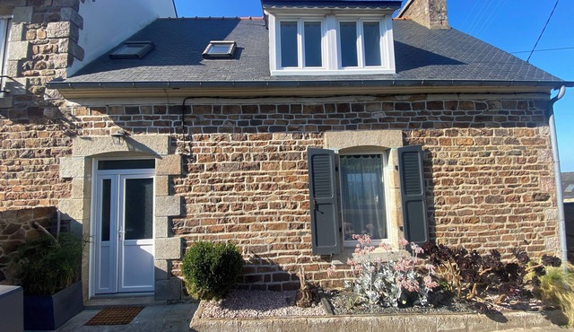 TY LOUIS Meublé de tourisme 3* for 4 persons sea view, 2 min walk to the beach