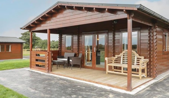 Ty Mai, Parc Y Fronwen