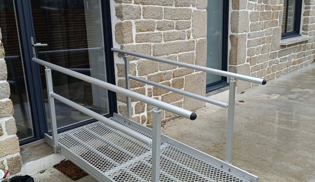 Ty Mamm gozh PMR-friendly country apartment 30 minutes from Lorient and its coastline