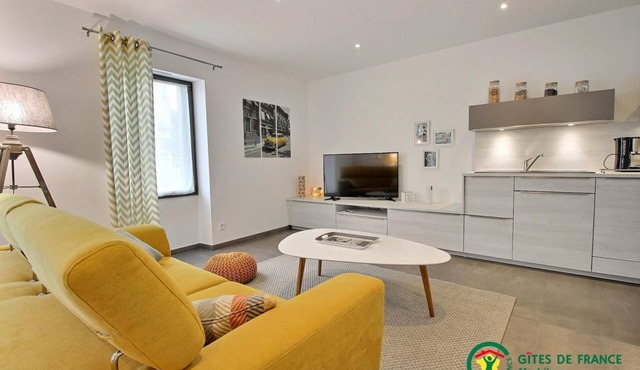 TY MONCHER Côté Cour - PLOUHINEC