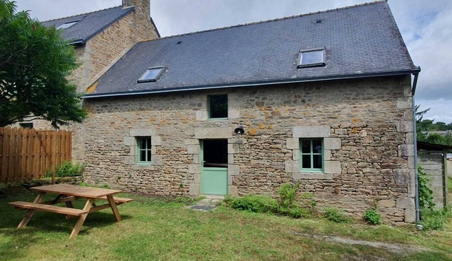 Ty Rozélie, Charmante Longère Bretonne Entre mer et Campagne