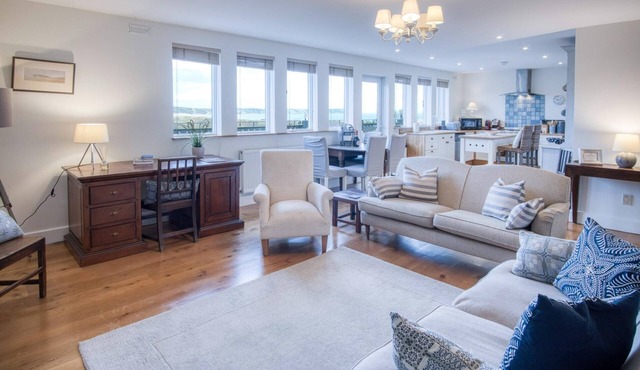 Ty Seren - 2 Bedroom Apt - Bayview Oxwich