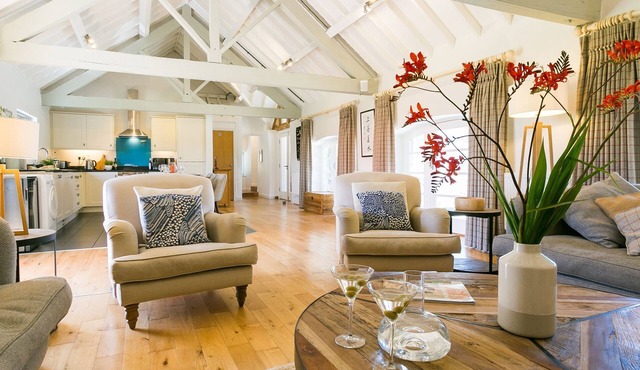 Ty Siam - sleeps 8 guests in 4 bedrooms