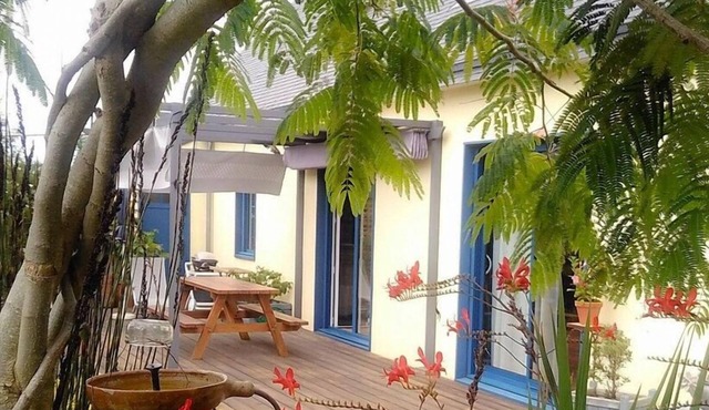 Ty Soizig and its Zen garden 3 kms from the beach