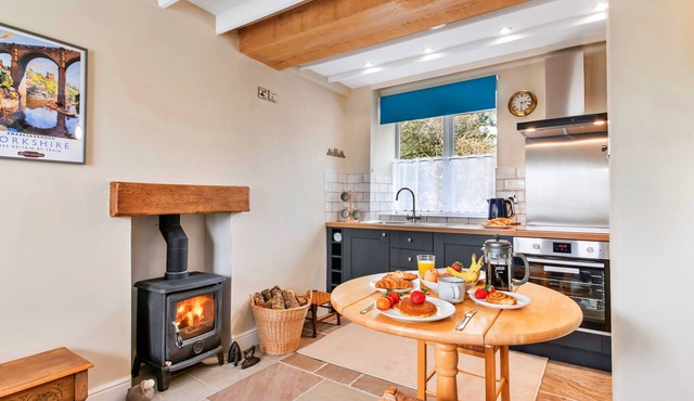 Tyg Cottage near Masham, Fountains Abbey & Brimha