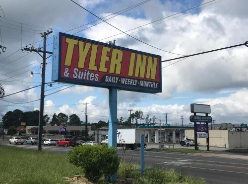Tyler Inn & Suites