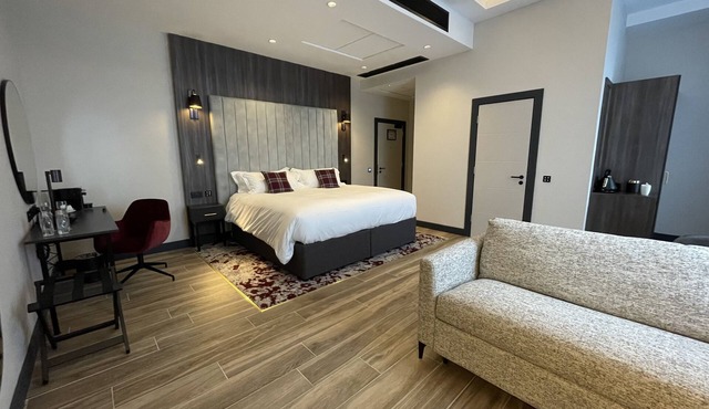 Tynecastle Park Hotel