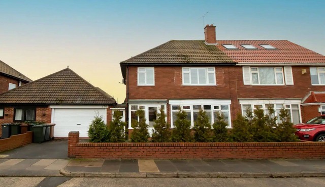 Tynemouth Your Home Away From Home - Pass the Keys