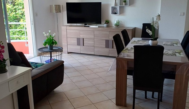 Type 3 apartment in secure, quiet residence